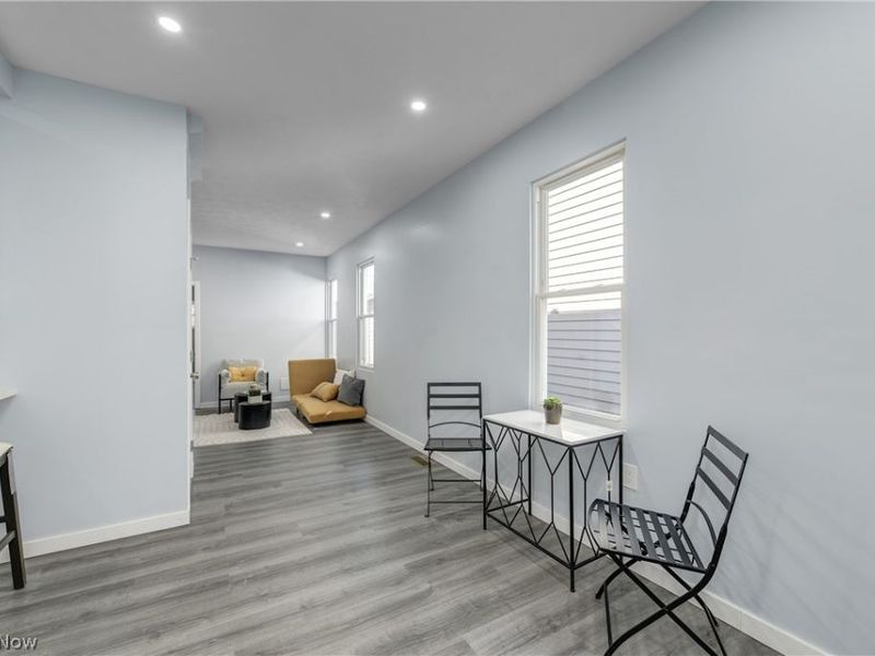 3290 W 23rd Place, Cleveland, OH 44109 Photo 21