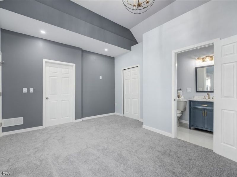 3290 W 23rd Place, Cleveland, OH 44109 Photo 22