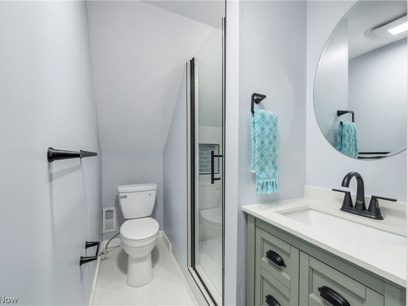 3290 W 23rd Place, Cleveland, OH 44109 Photo 36