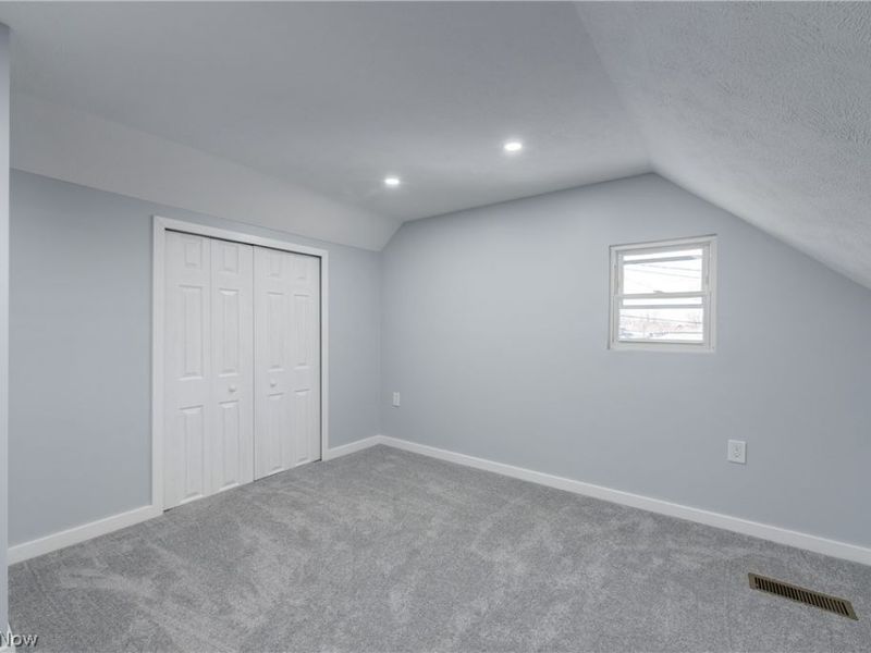 3290 W 23rd Place, Cleveland, OH 44109 Photo 36