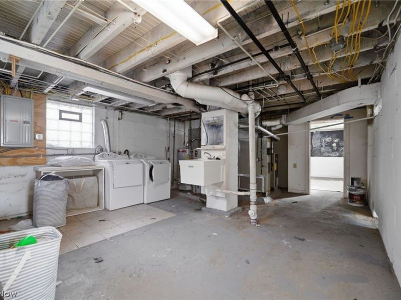 3702 W 15th Street, Cleveland, OH 44109 Photo 37