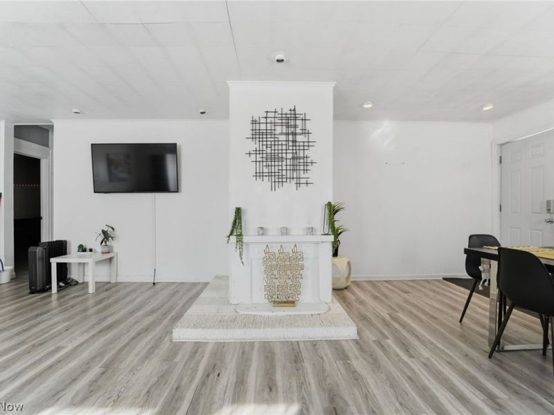 3702 W 15th Street, Cleveland, OH 44109 Photo 6