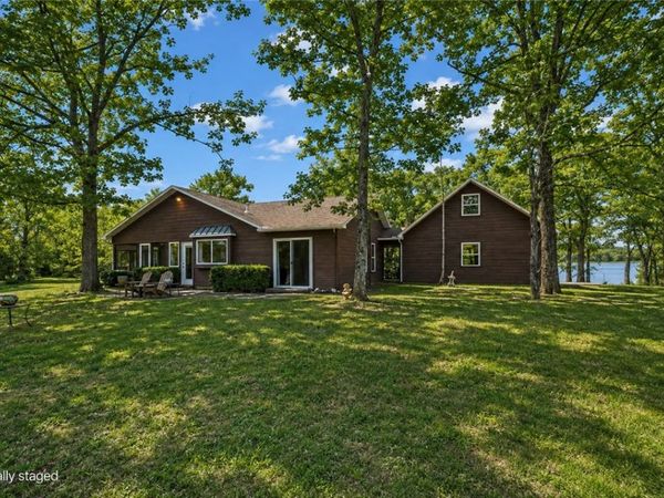 11487 Tony Mountain Road, Fayetteville, AR 72701