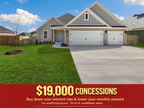 2121 Porter Street, Pea Ridge, AR 72751