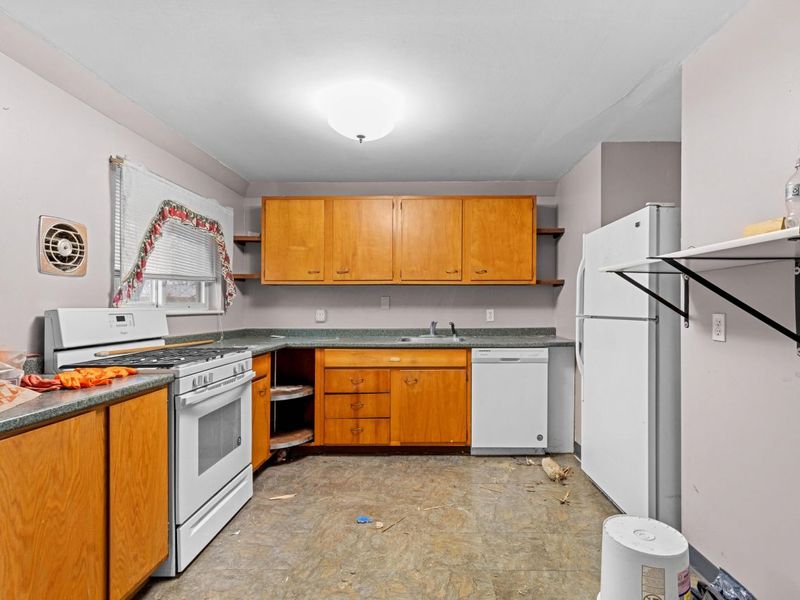 6672 Bartlett Road , Reynoldsburg, OH 43068 Photo 11