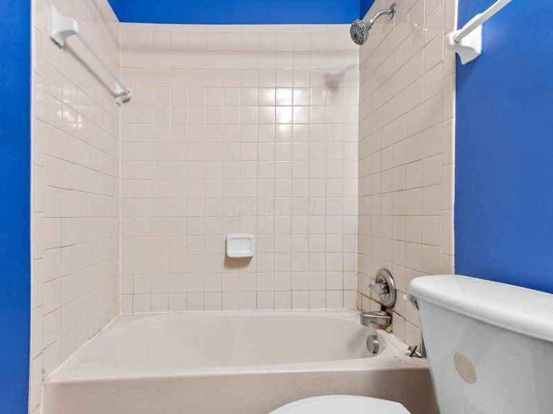 6672 Bartlett Road , Reynoldsburg, OH 43068 Photo 15