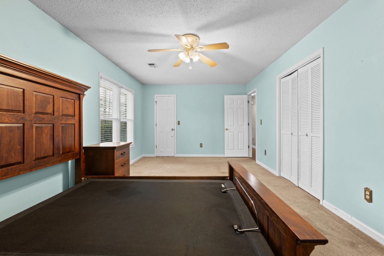 108 Coy Court Photo 13