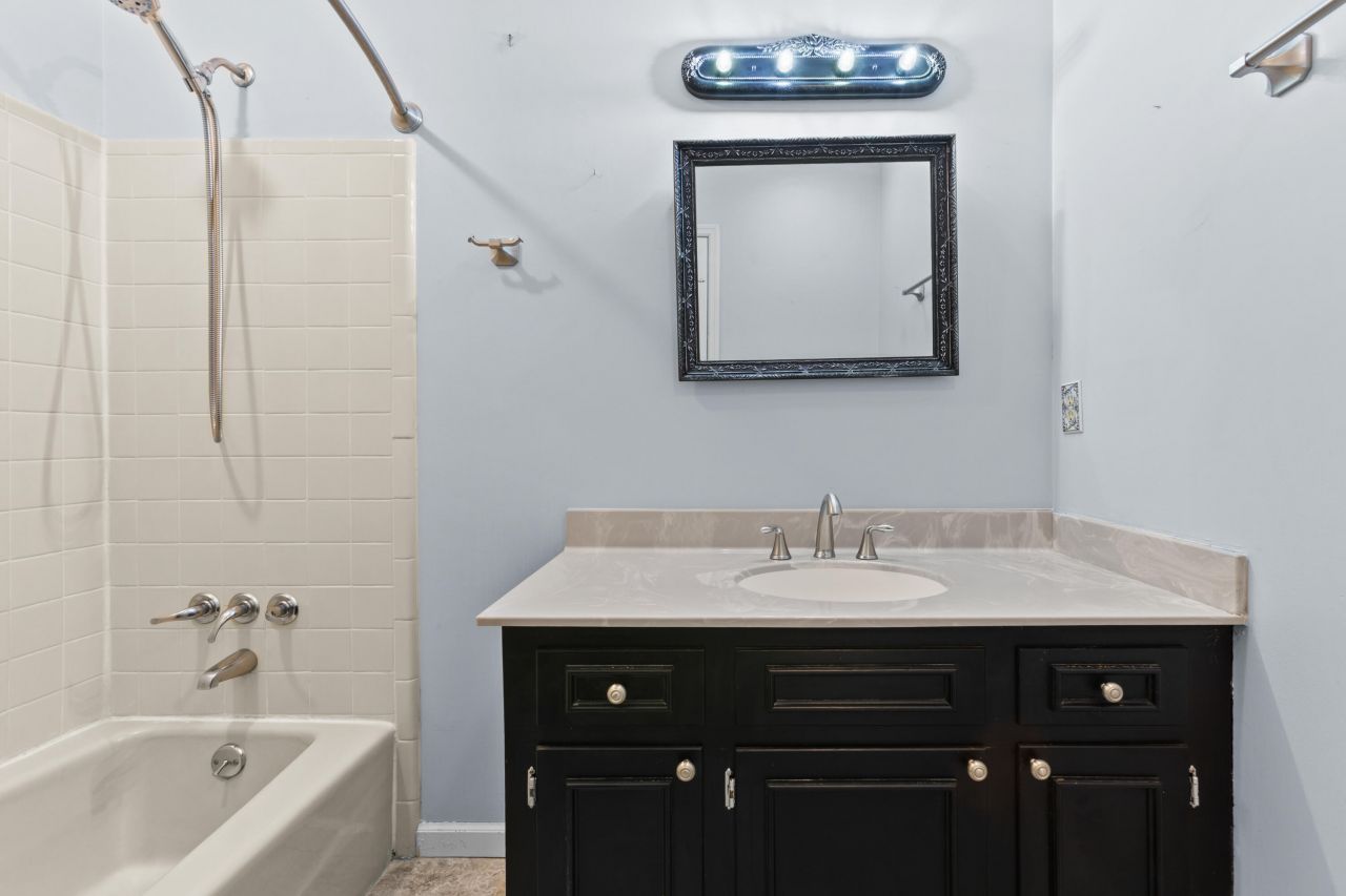 108 Coy Court Photo 19