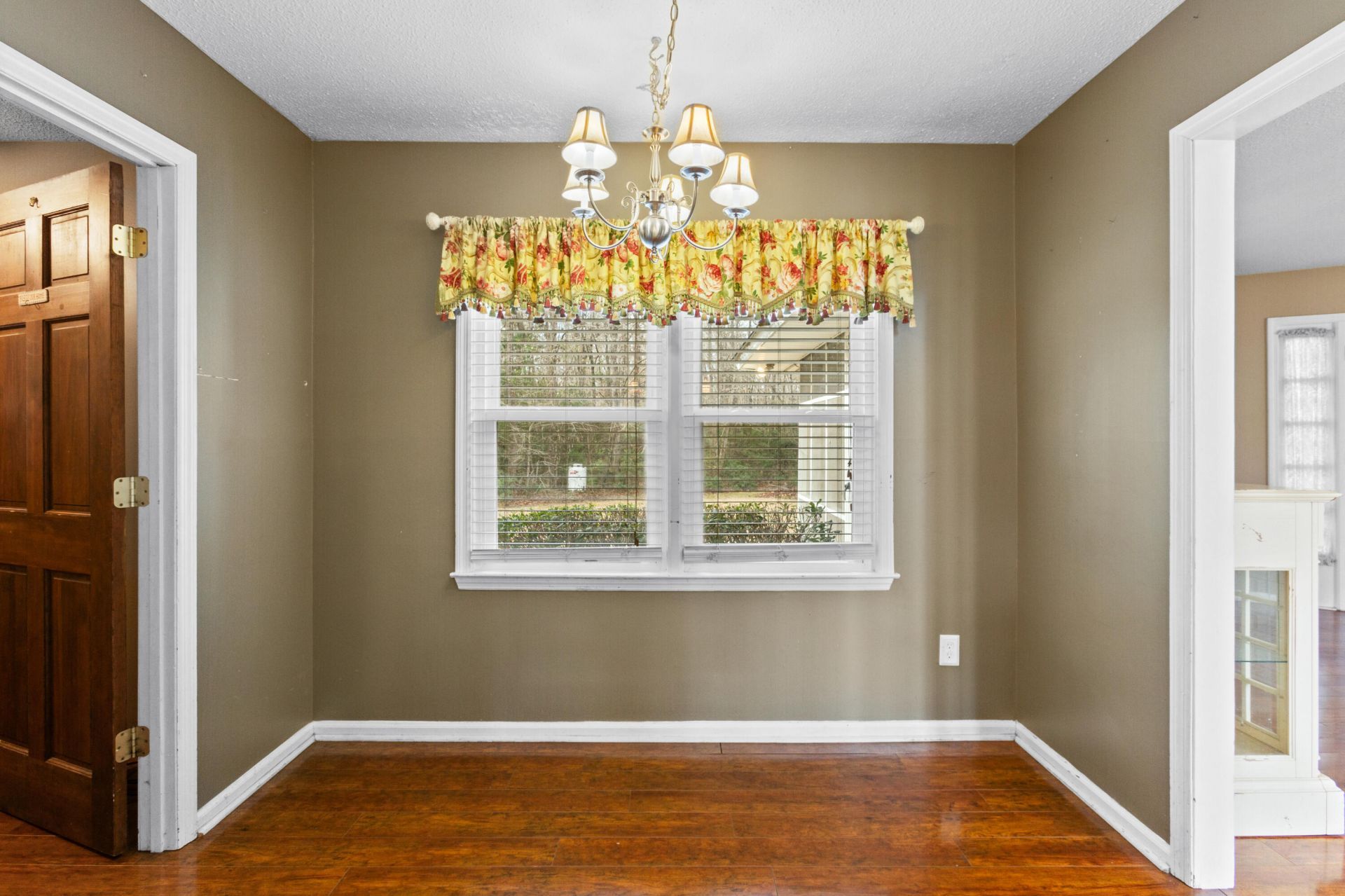 108 Coy Court Photo 8