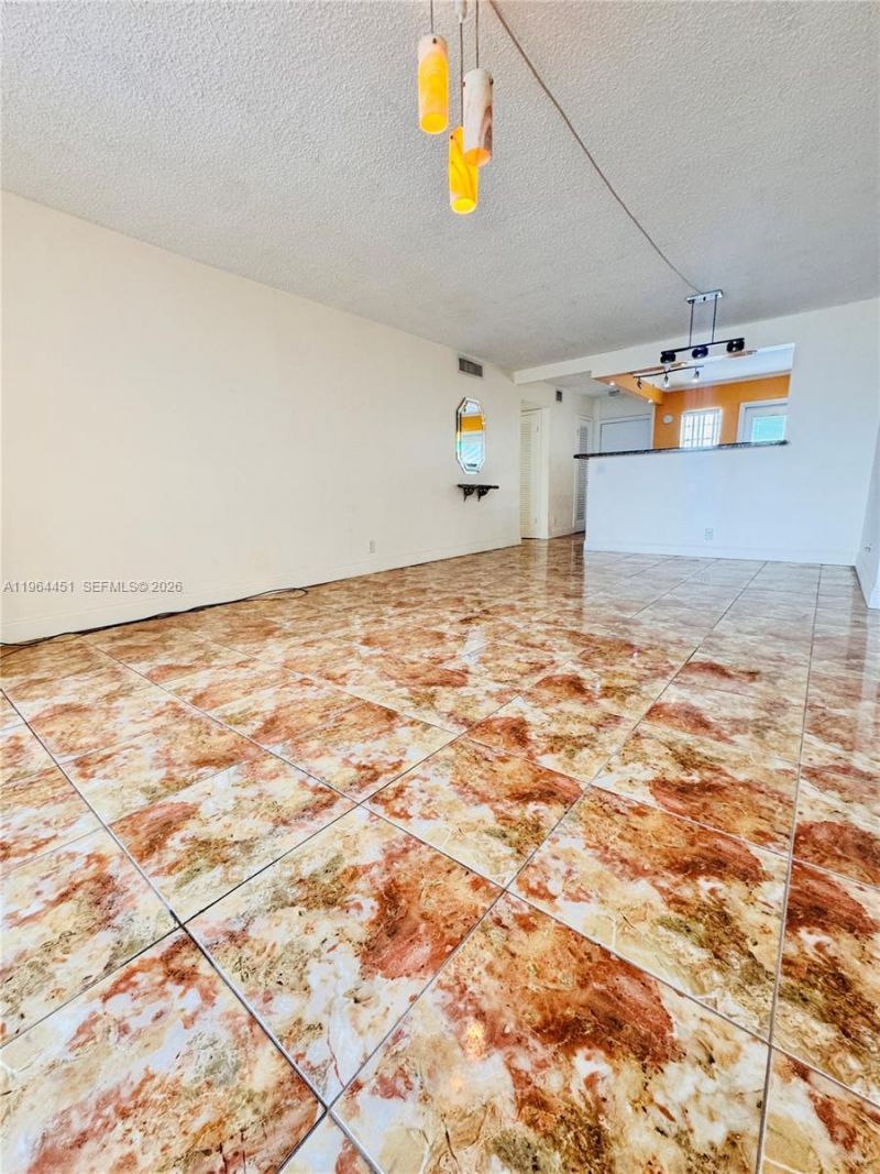 609 NE 14th Ave, Unit 706, Hallandale Beach, FL 33009 Photo
