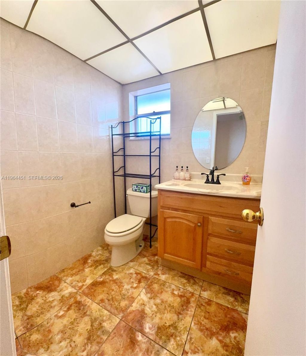 609 NE 14th Ave, Unit 706, Hallandale Beach, FL 33009 Photo