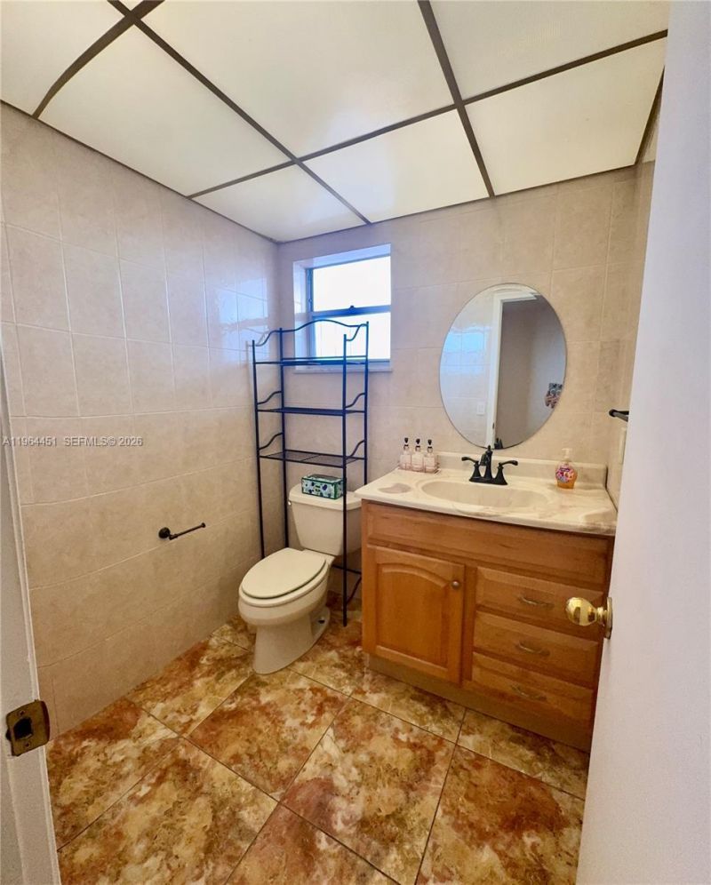 609 NE 14th Ave, Unit 706, Hallandale Beach, FL 33009 Photo