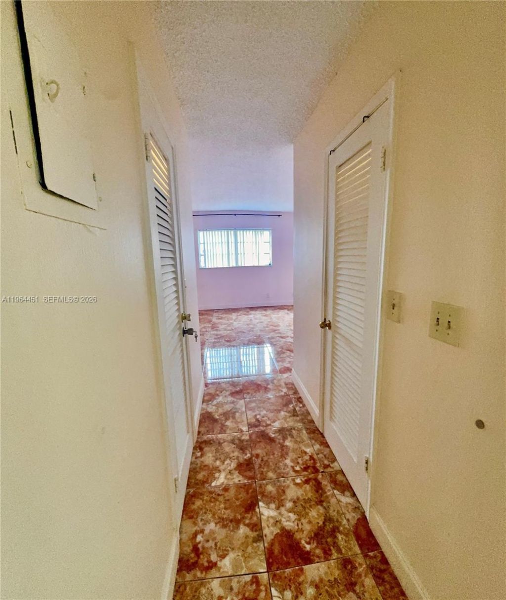 609 NE 14th Ave, Unit 706, Hallandale Beach, FL 33009 Photo