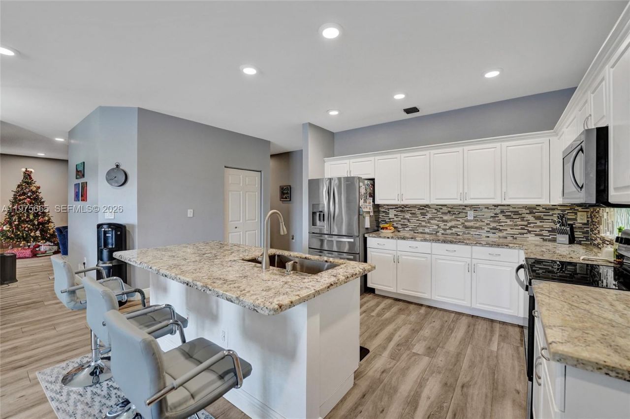 18231 SW 27th St, Miramar, FL 33029 Photo