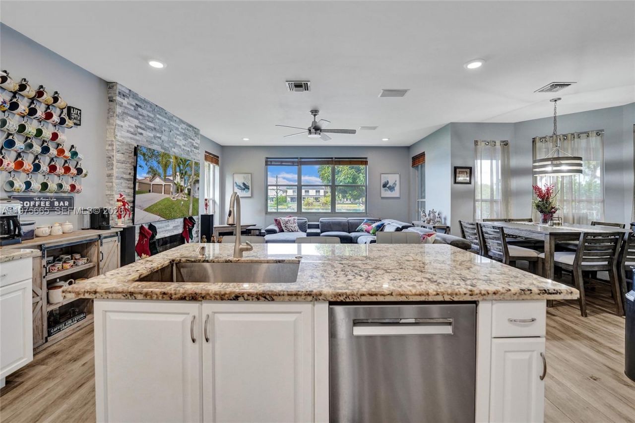 18231 SW 27th St, Miramar, FL 33029 Photo