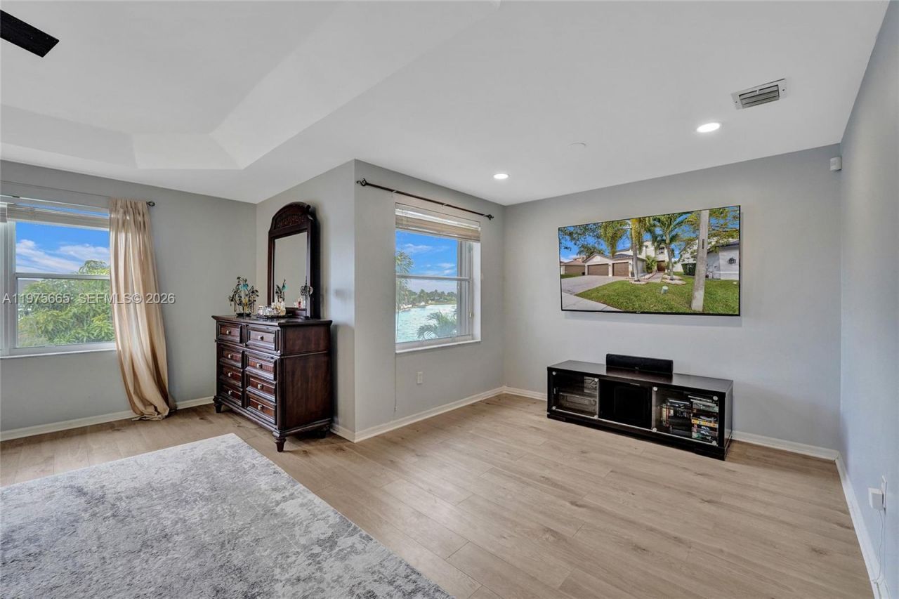 18231 SW 27th St, Miramar, FL 33029 Photo