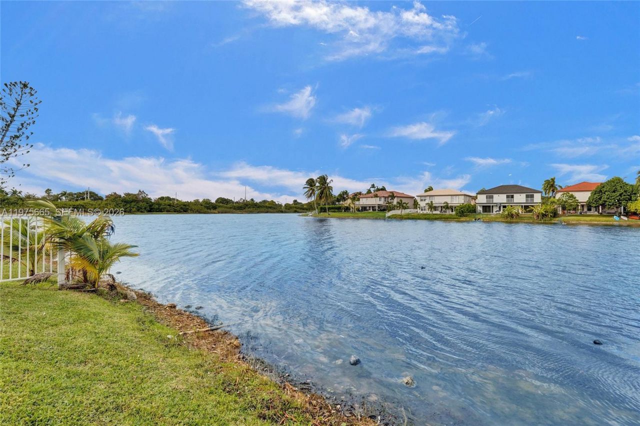 18231 SW 27th St, Miramar, FL 33029 Photo