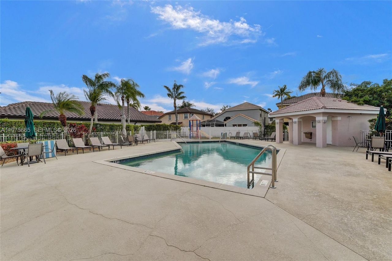 18231 SW 27th St, Miramar, FL 33029 Photo