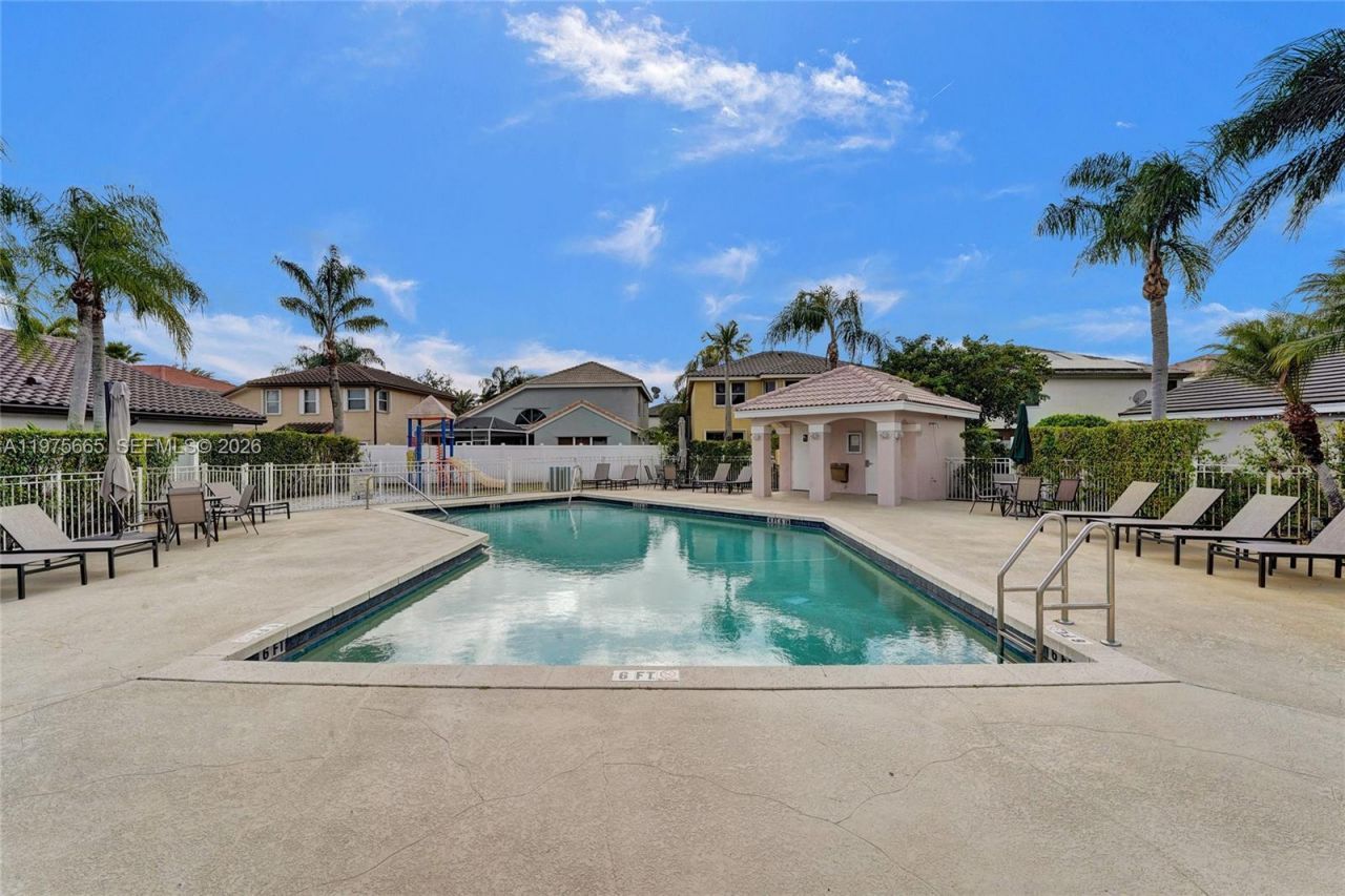 18231 SW 27th St, Miramar, FL 33029 Photo