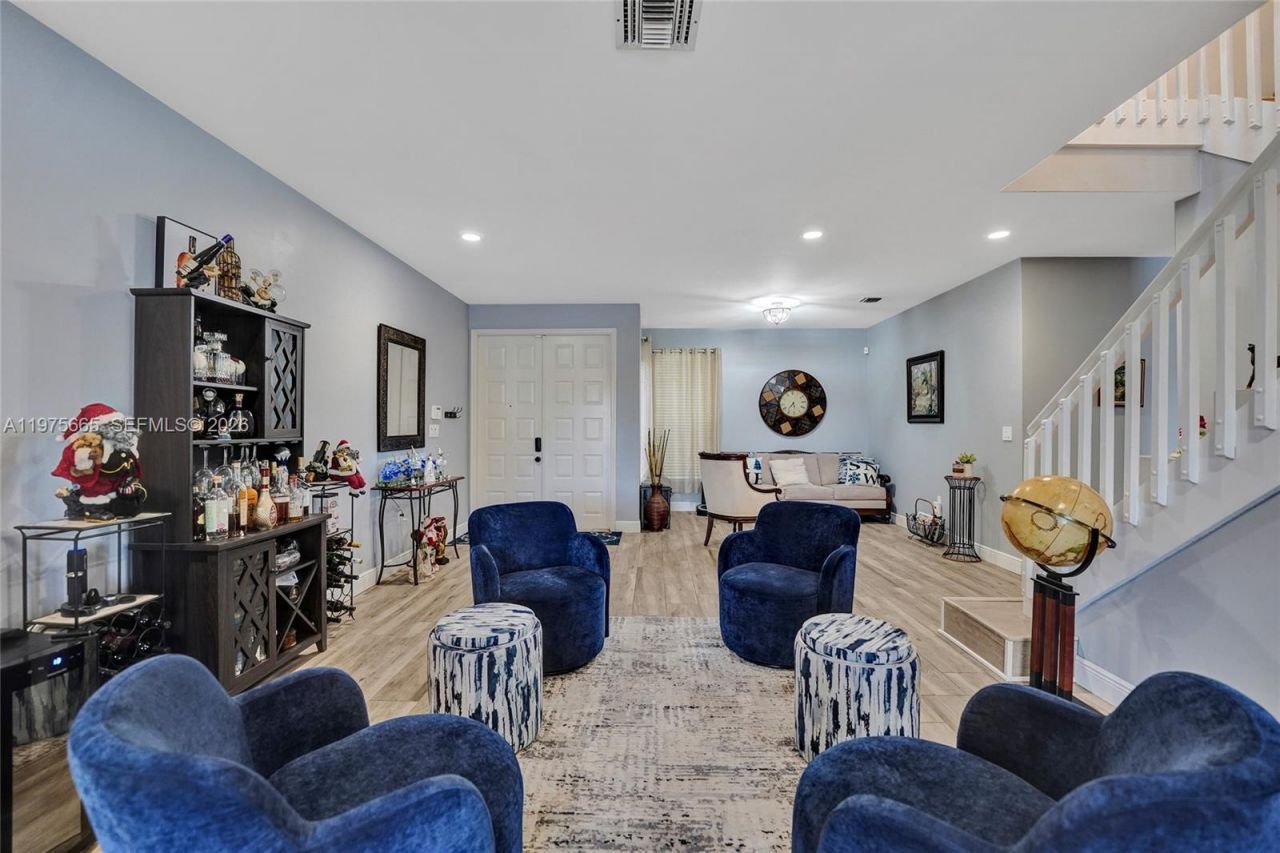 18231 SW 27th St, Miramar, FL 33029 Photo