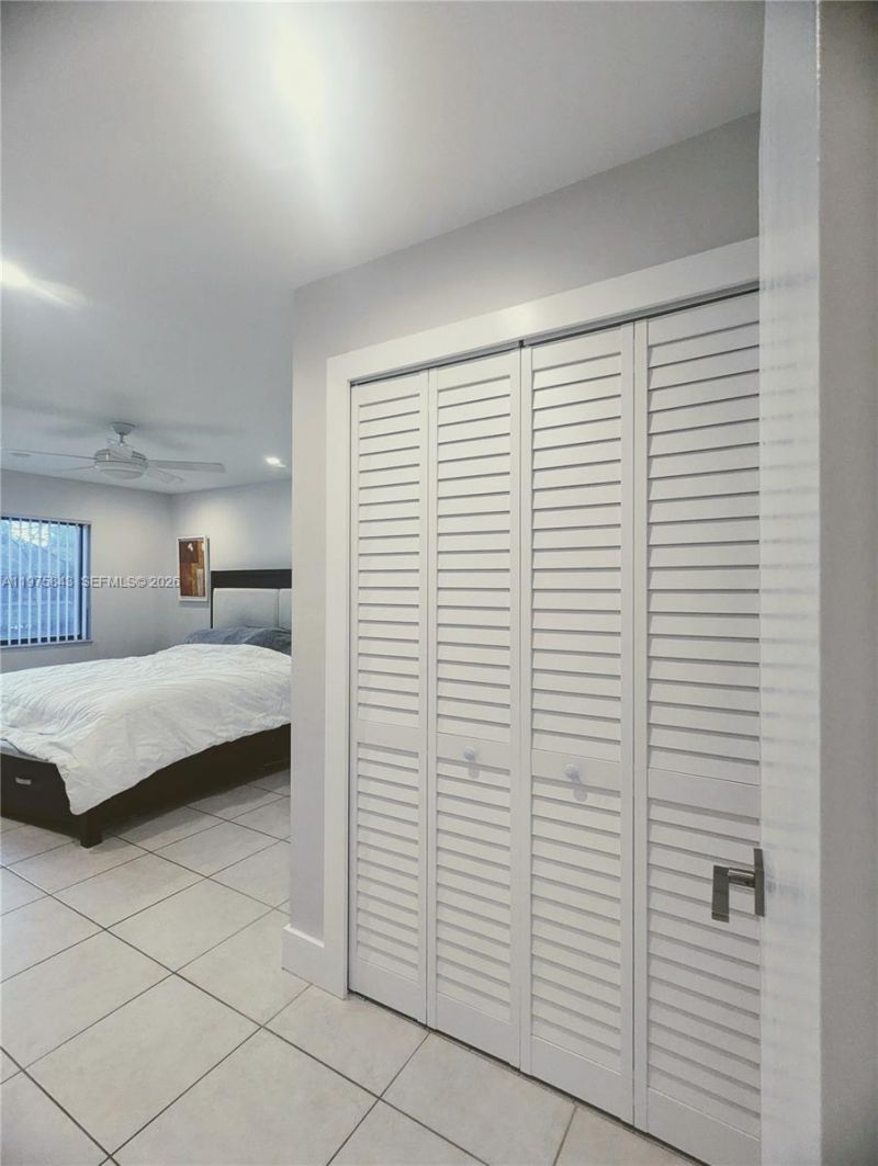 679 Racquet Club Rd , Unit 4, Weston, FL 33326 Photo