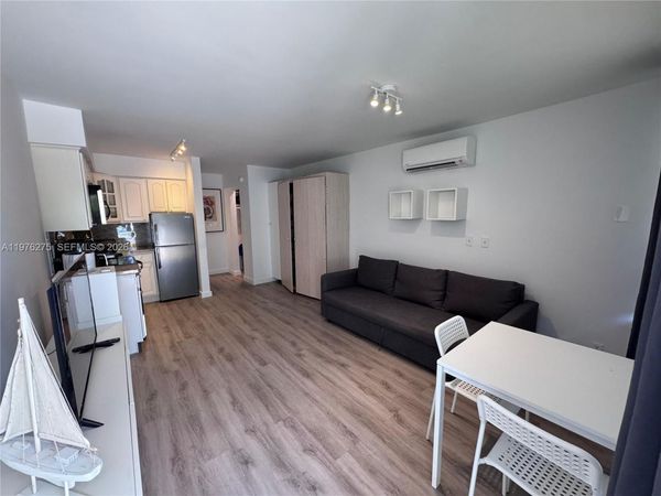 4228 N Ocean Dr , Unit 17, Lauderdale By The Sea, FL 33308