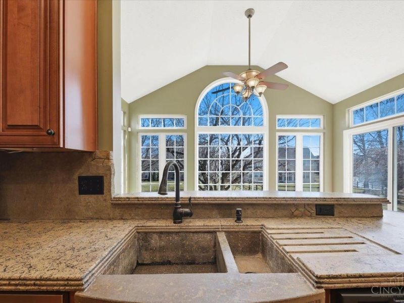 250 Ballard Drive, Springboro, OH 45066 Photo 13