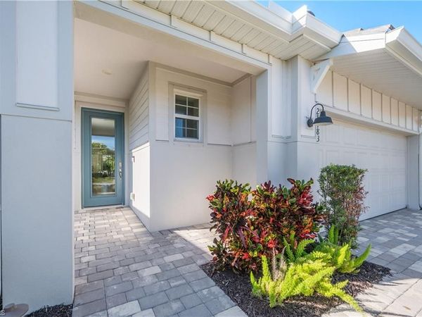 28483 Captiva Shell LOOP, BONITA SPRINGS, FL 34135