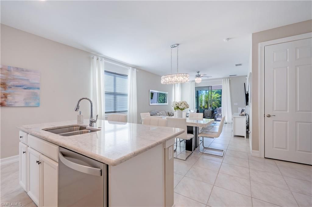 28483 Captiva Shell Loop, Bonita Springs, FL 34135 Photo