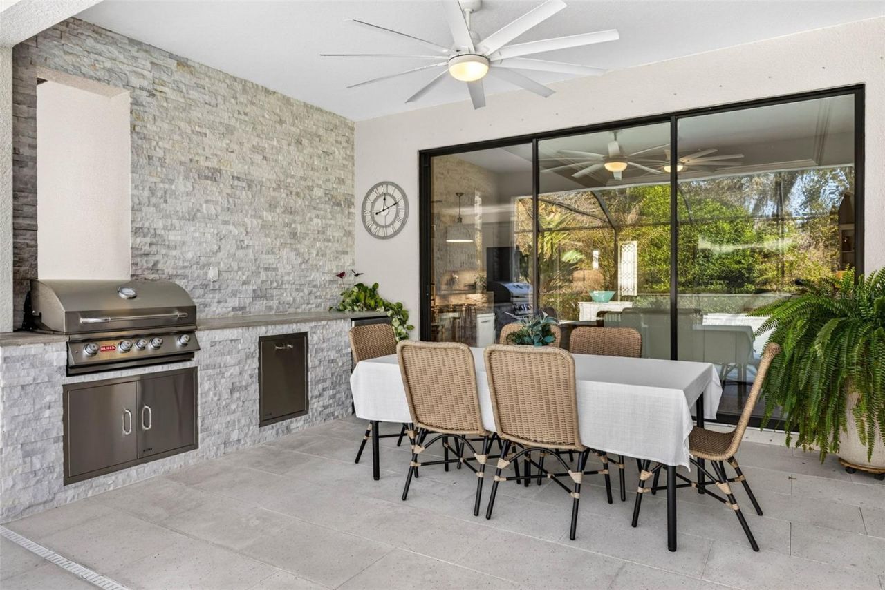 710 Acacia Court, Bradenton, FL 34212 Photo