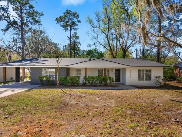 3725 NW 8TH AVENUE , GAINESVILLE, FL 32605