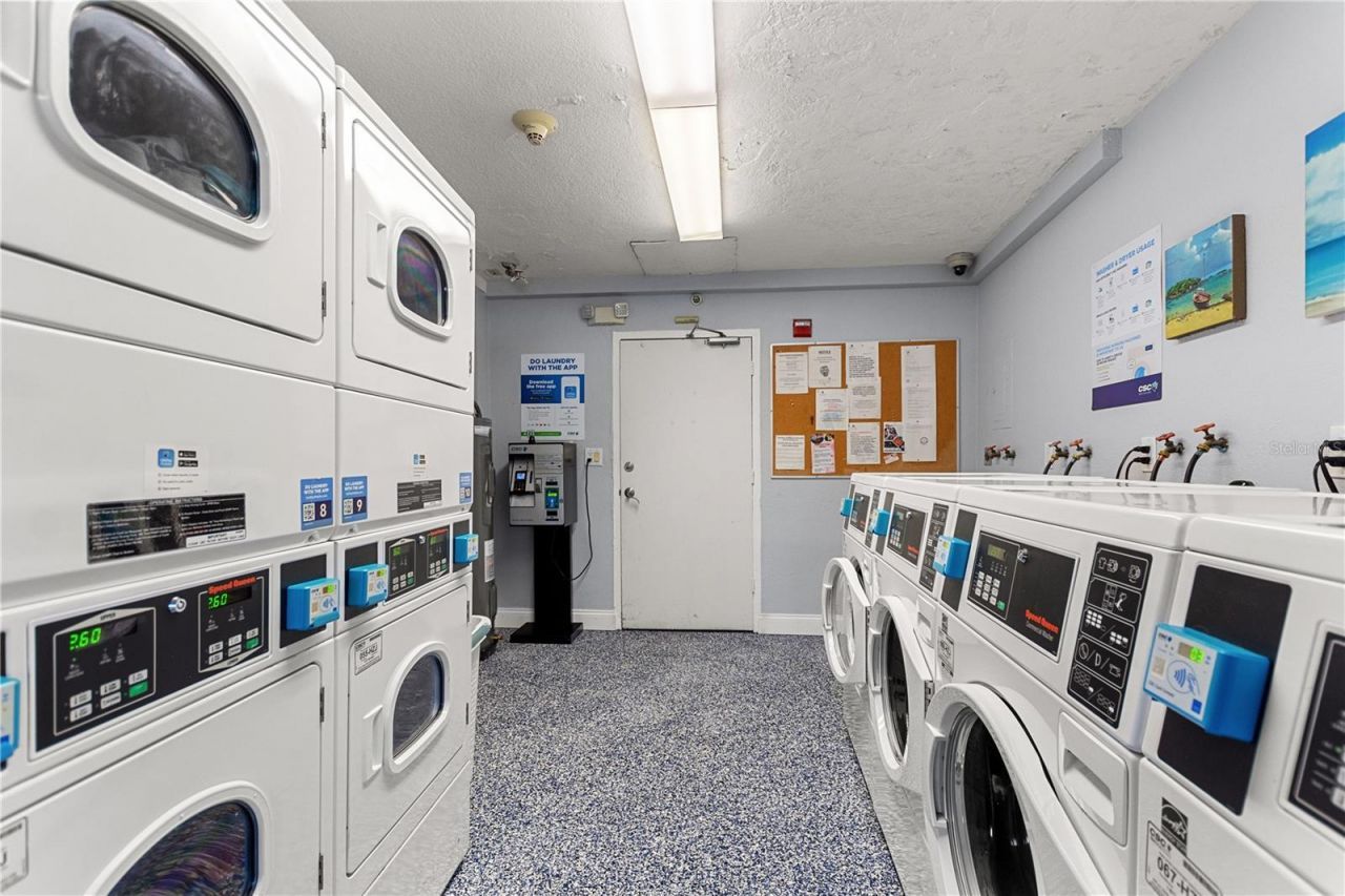 3315 58th Avenue S, Unit 615, Saint Petersburg, FL 33712 Photo