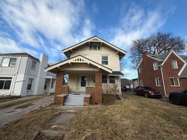 1846 Wellesley , Toledo, OH 43606