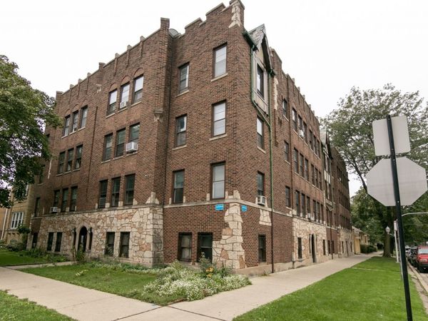 2445 W Rosemont Avenue , Unit 3, Chicago, IL 60659