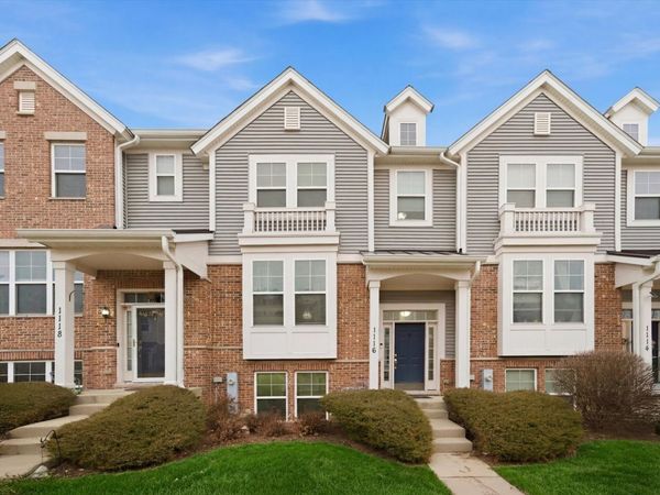 1116 Tuscany Drive, Streamwood, IL 60107