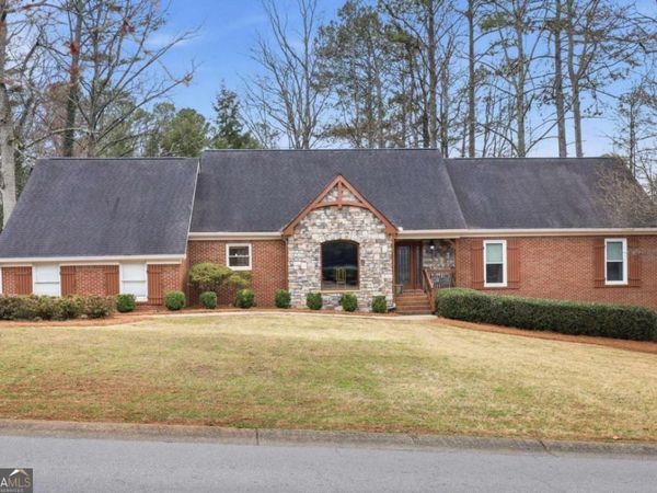 903 Chestnut Hill Road SW, Marietta, GA 30064
