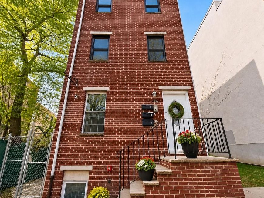 1402 N Willington Street, Philadelphia, PA 19121 Main Photo