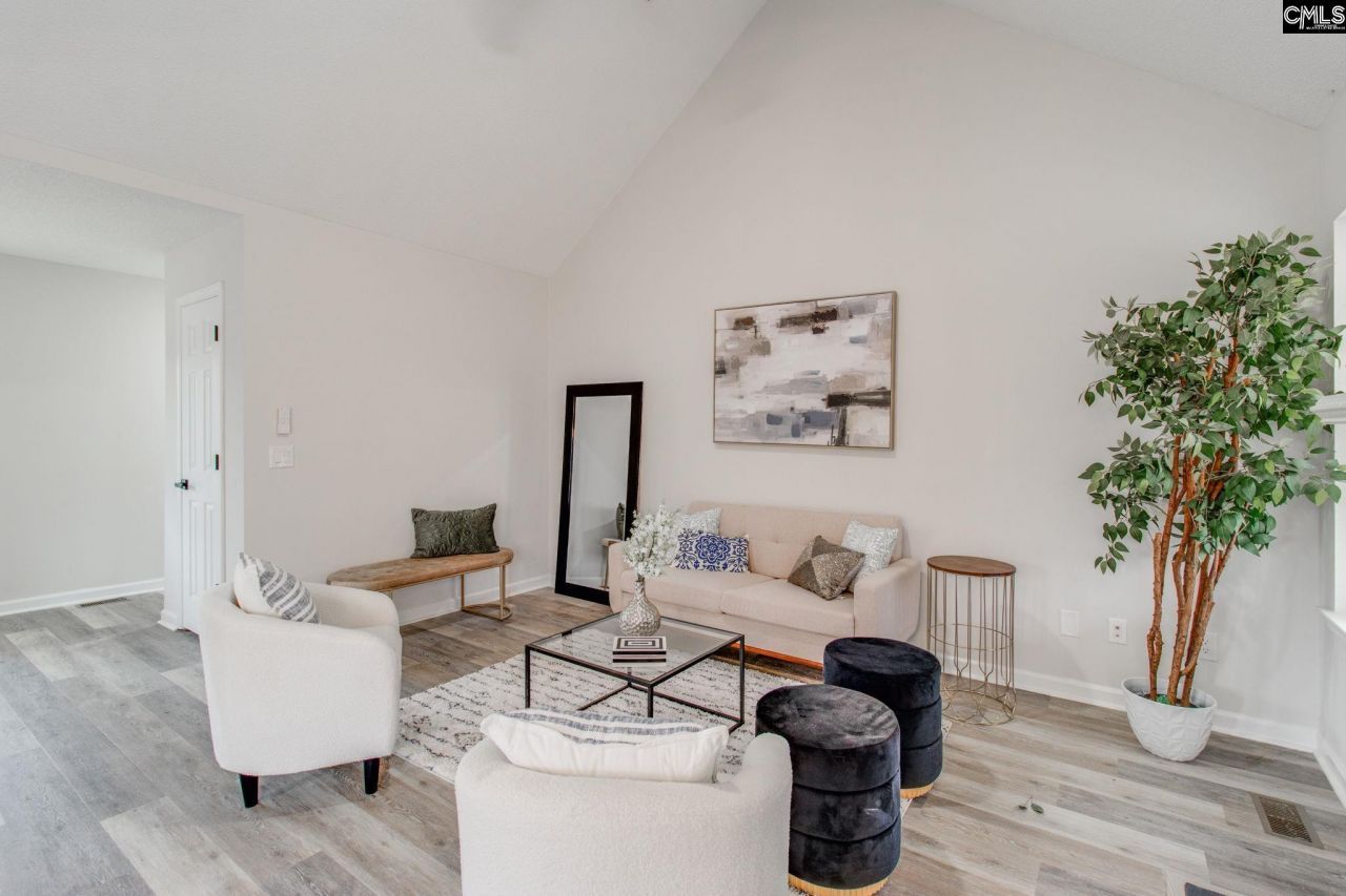 112 Tangleworth Road  Photo 7