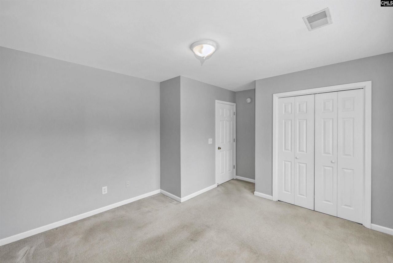 221 Ivy Park Lane  Photo 9