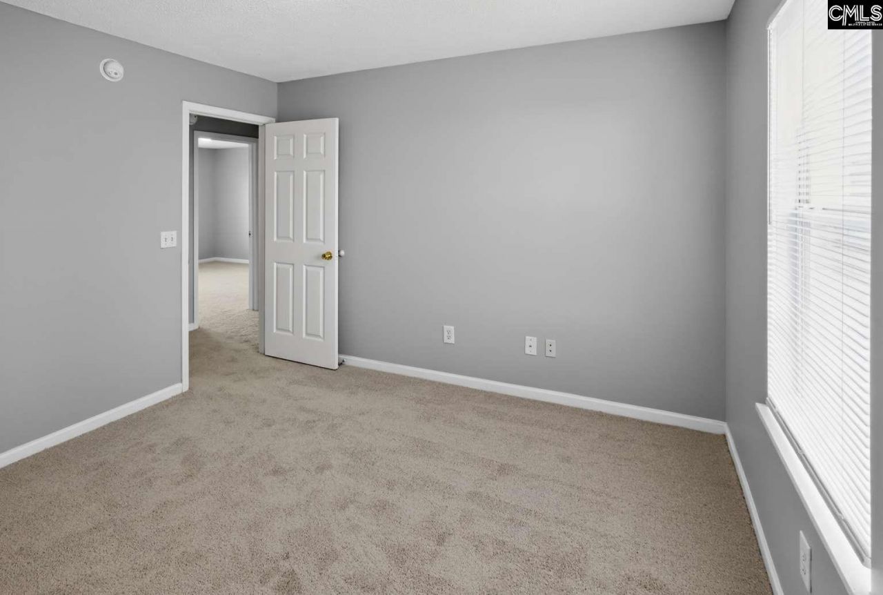 141 Fox Grove Circle  Photo 19