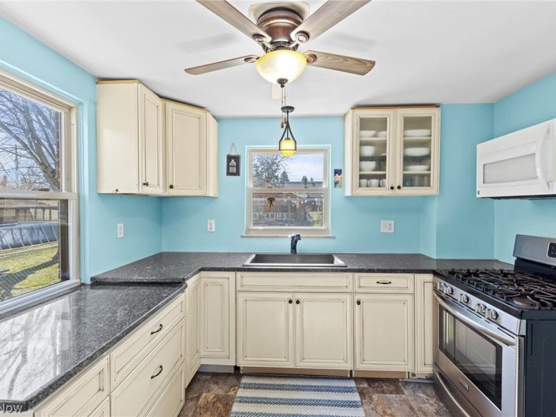 4115 Sheraton Drive , Parma, OH 44134 Photo 14