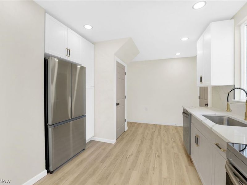 8612 W Moreland Road, Parma, OH 44129 Photo 7