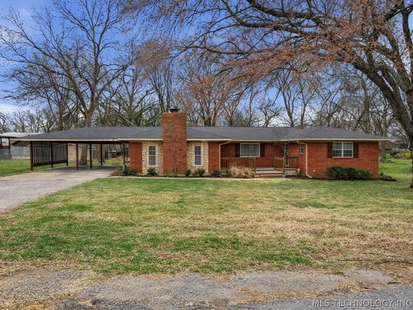 604 E 22nd Street, Tishomingo, OK 73460