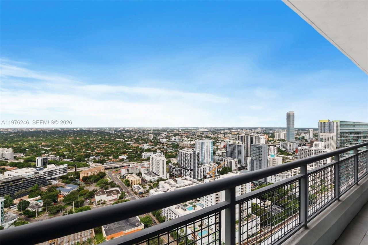 60 SW 13th St, Unit 3603, Miami, FL 33130 Photo