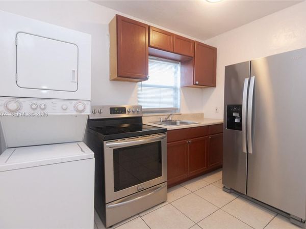 1840 Fillmore St, Unit 8, Hollywood, FL 33020