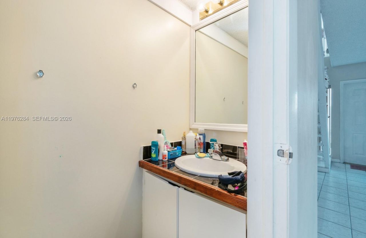 846 NW 81st Ter , Unit 6, Plantation, FL 33324 Photo