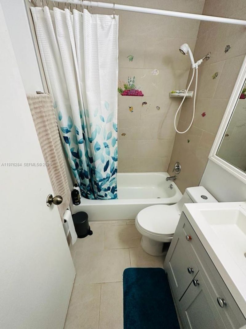 846 NW 81st Ter, Unit 6, Plantation, FL 33324 Photo