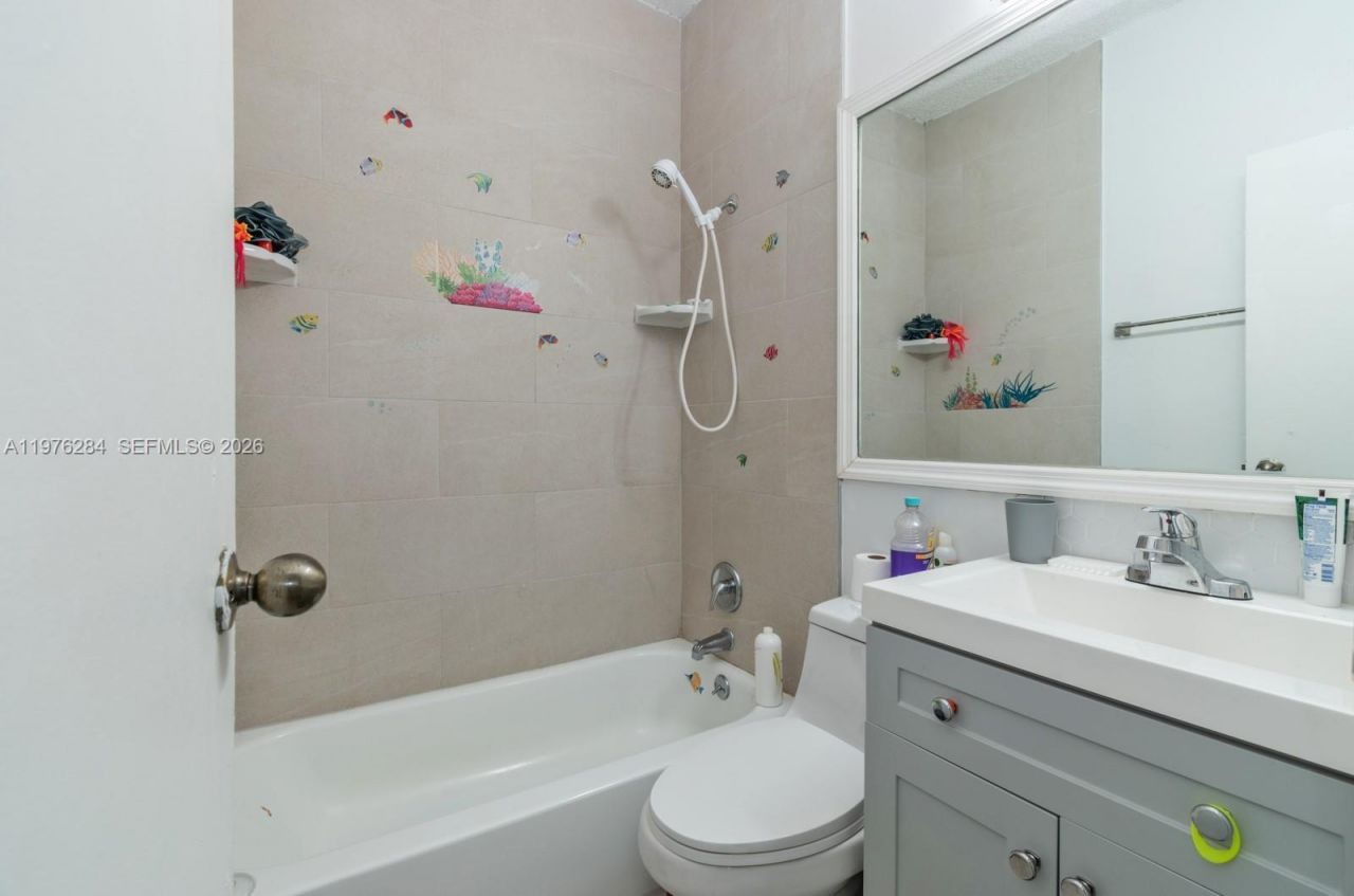 846 NW 81st Ter , Unit 6, Plantation, FL 33324 Photo