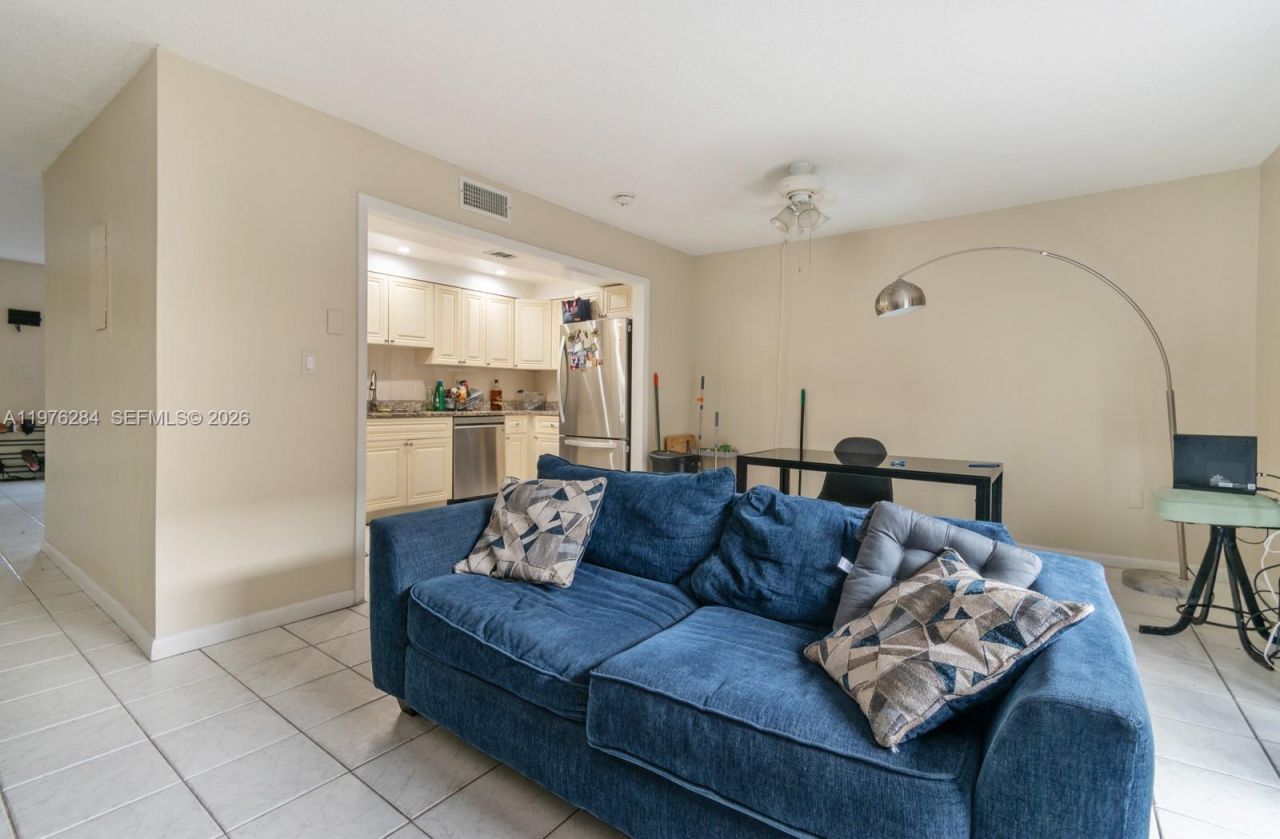 846 NW 81st Ter , Unit 6, Plantation, FL 33324 Photo