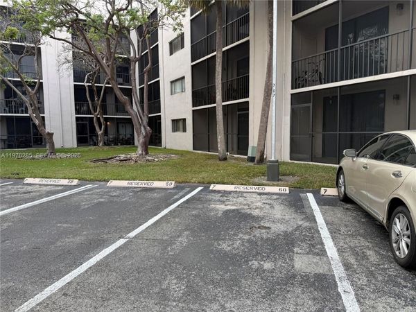 8650 SW 133rd Ave Rd , Unit 102, Miami, FL 33183